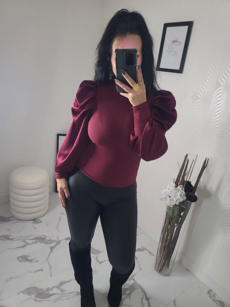 Top AYO burgundy