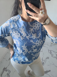 Blouse brodée EVE