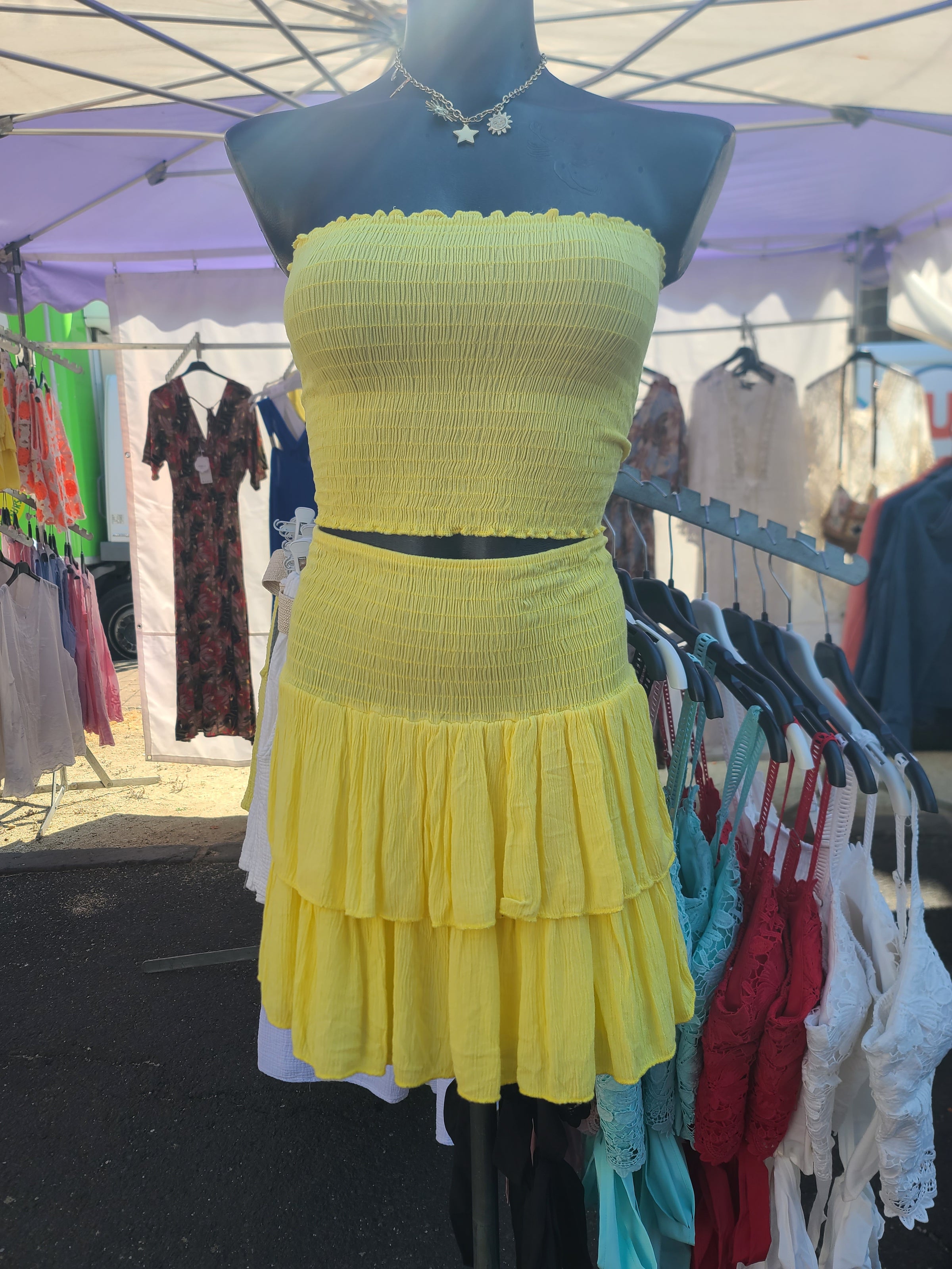 Ensemble bandeau + jupe/short LEO jaune