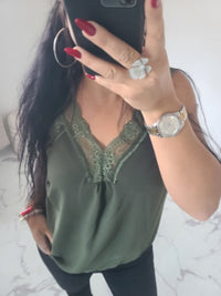 Débardeur en dentelle LISE kaki