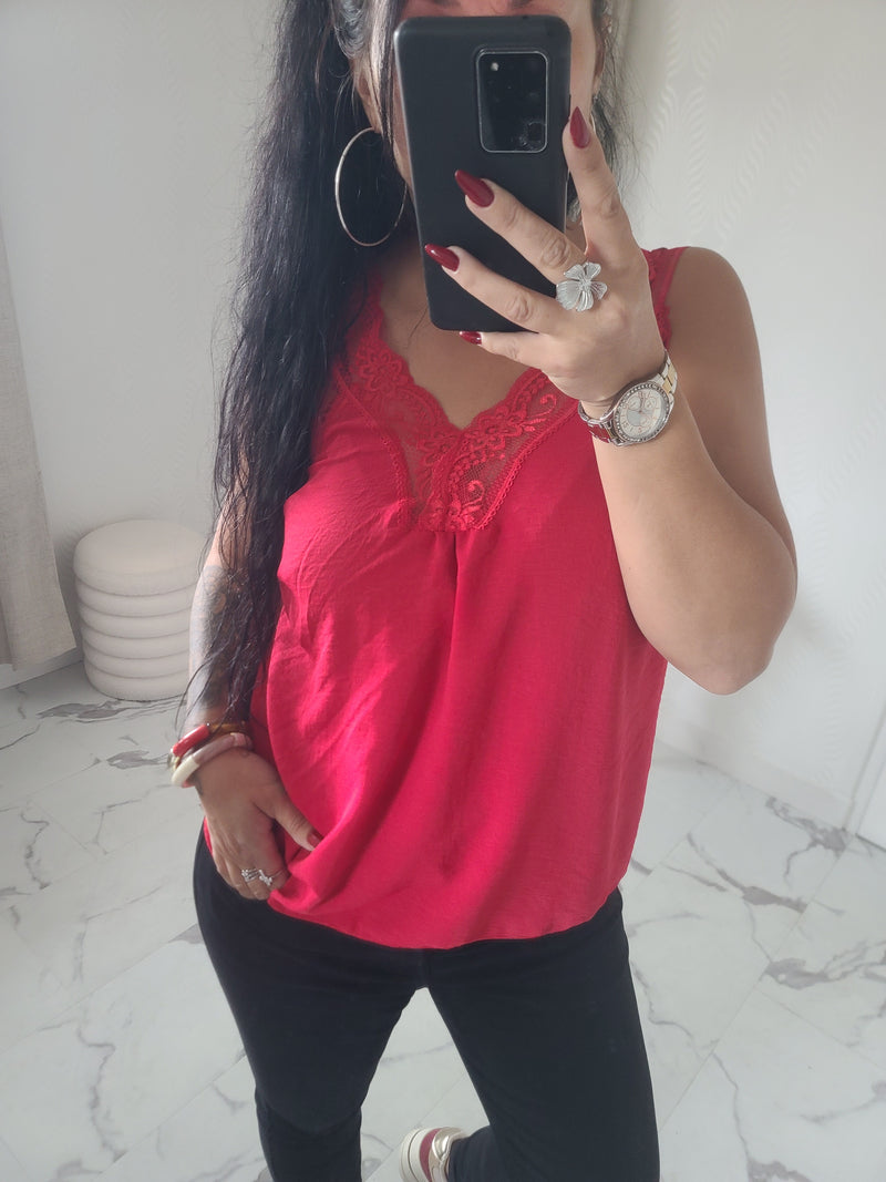 Débardeurs en dentelle LISE rouge