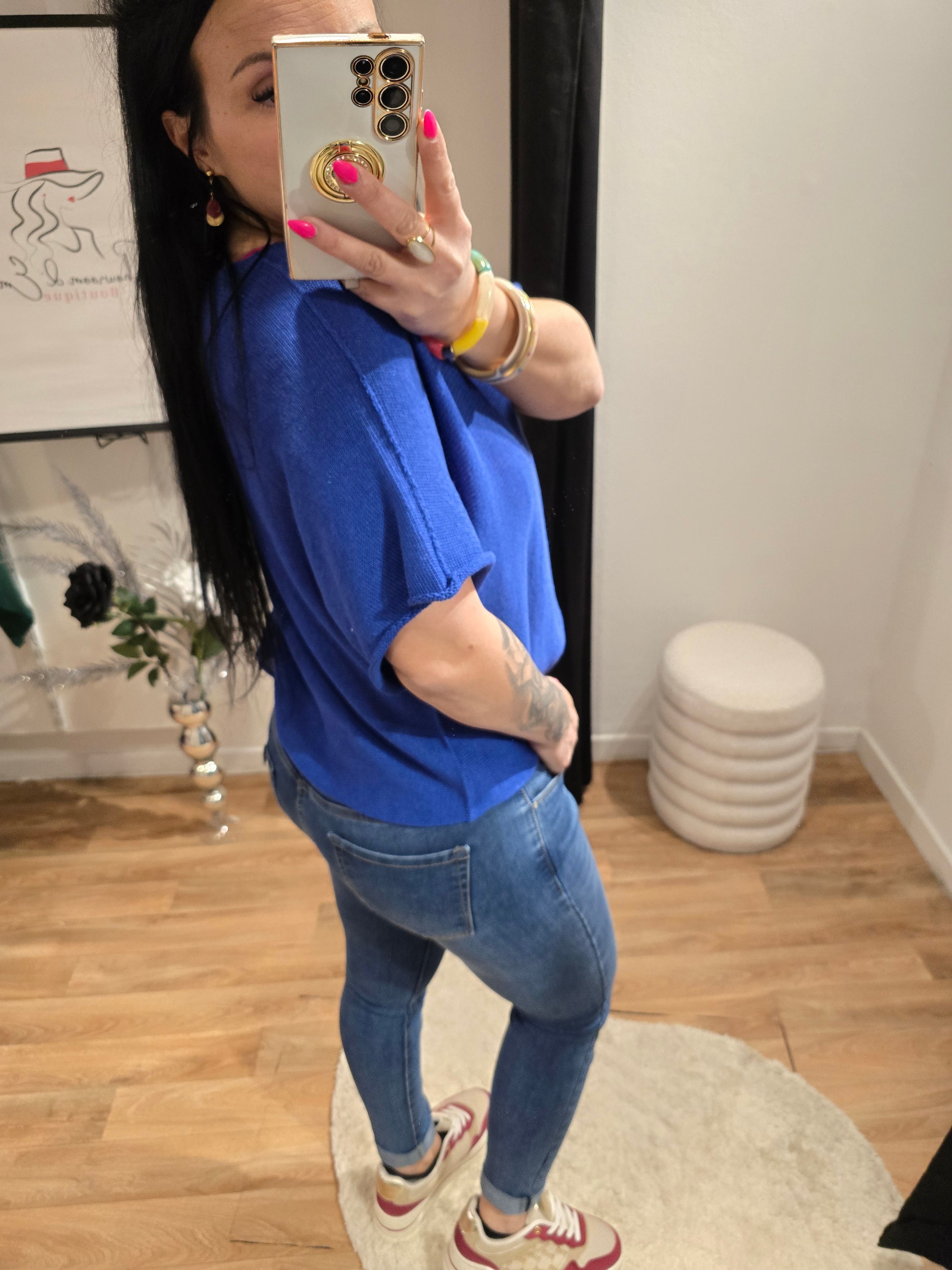 Top MIYA bleu roi + collier