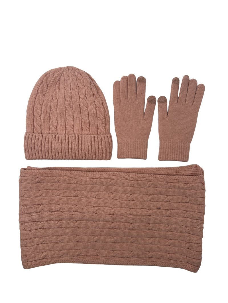 Ensemble bonnet/gants/écharpe rose